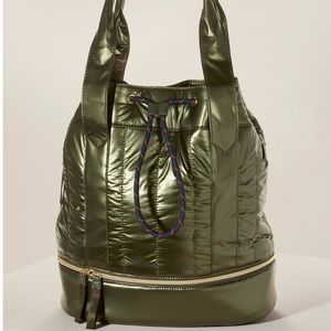 Stella&Dot crush it bucket bag